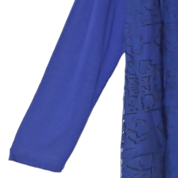 Westbound women's plus size 1X embellished laced front pullover blouse. 890 - Picture 3 of 5